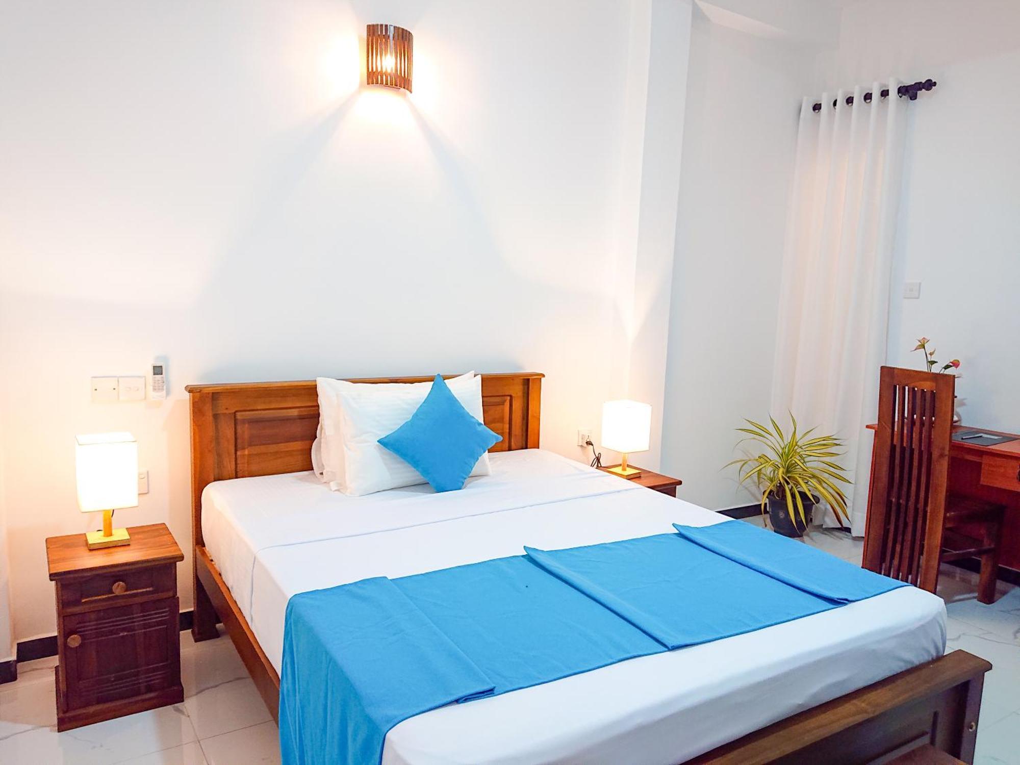 Hotel The Blue Haze Weligama Extérieur photo